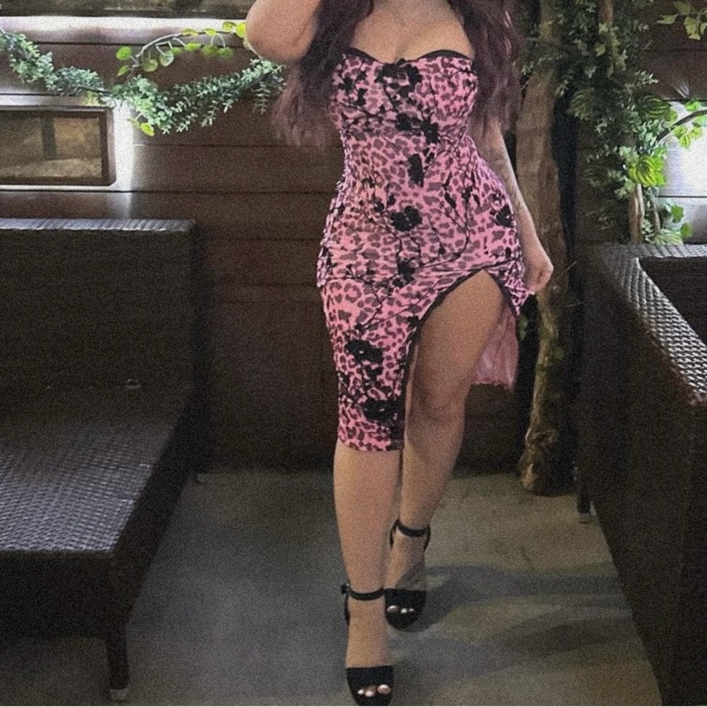 SEXY Open Side Dress